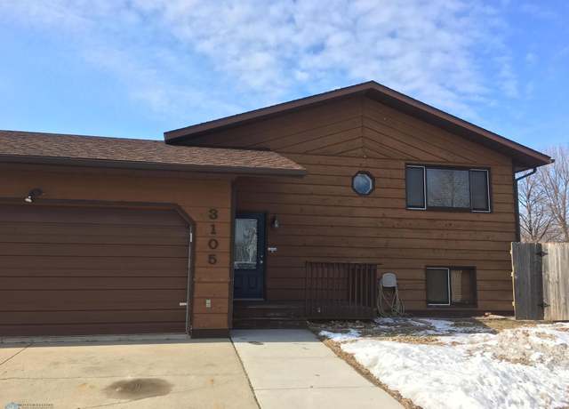 Property at 3105 18th St S, Fargo, ND 58103, 4 beds, 2 baths