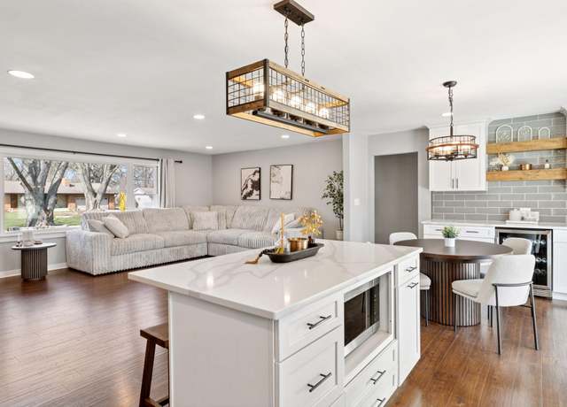 Property at 188 Jerrold Ave, Shoreview, MN 55126, 4 beds, 3 baths
