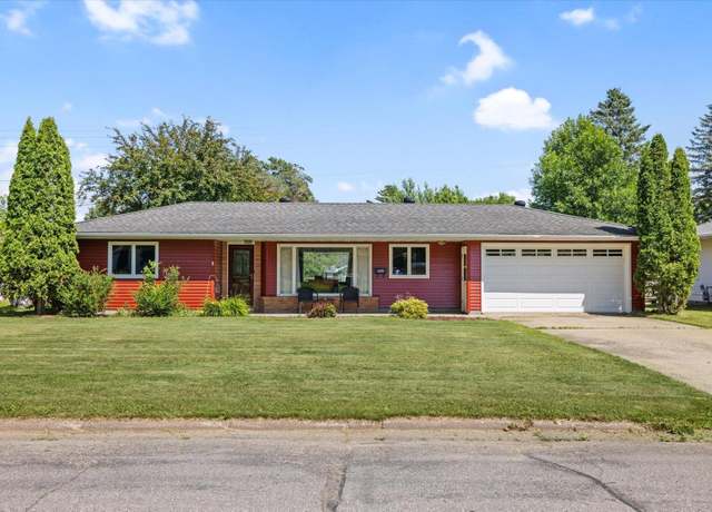 Property at 808 Willow Ln, Grand Rapids, MN 55744, 2 beds, 1 bath