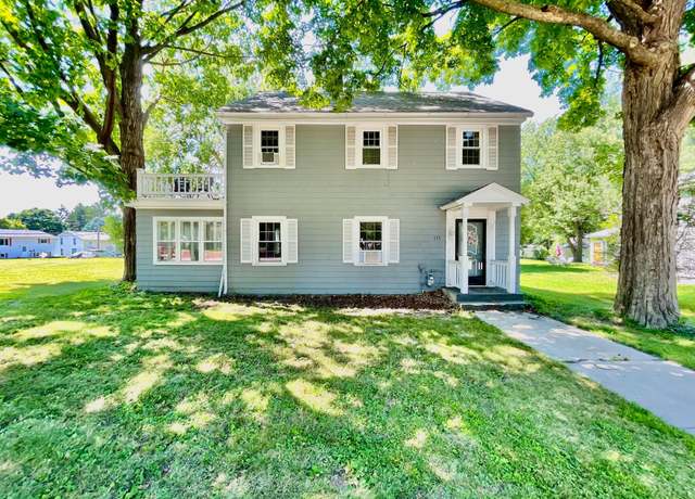 Property at 151 N Maple St, Ellsworth, WI 54011, 3 beds, 2 baths