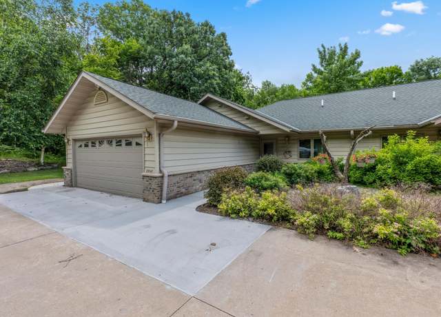 Property at 23967 Cuyuna Greens Dr, Deerwood, MN 56444, 2 beds, 3 baths