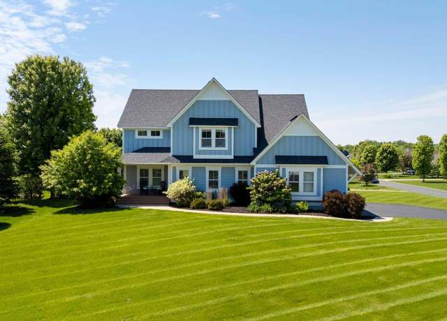 Property at 2962 Jonquil Trl N, Lake Elmo, MN 55042, 5 beds, 5 baths