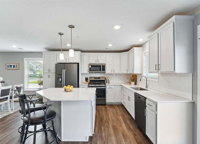 Property at 1141 Middlefield Rd, Medina, MN 55340, 3 beds, 3 baths