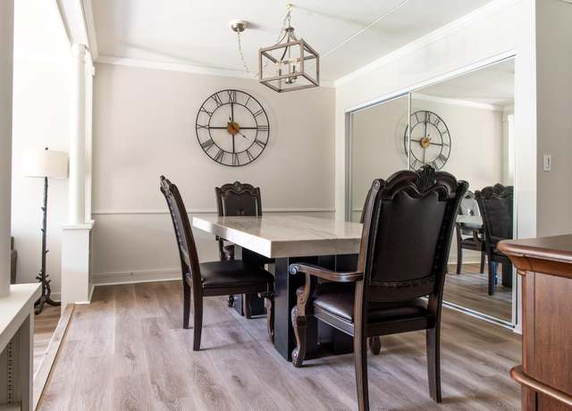 Property at 6730 Vernon Ave S #207, Edina, MN 55436, 2 beds, 1 bath