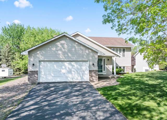 Property at 19425 Everest Path, Farmington, MN 55024, 4 beds, 2 baths