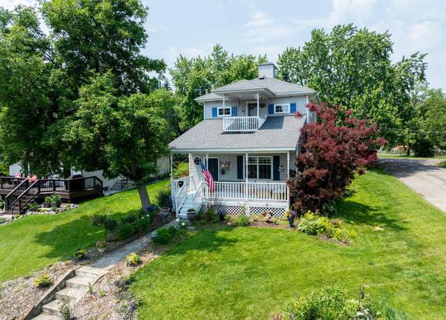 Property at 4523 Lincoln Ave, White Bear Lake, MN 55110, 3 beds, 2 baths