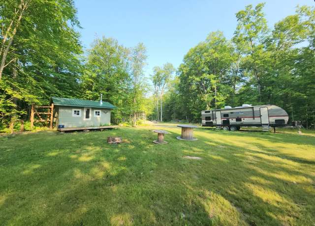 Property at 47470 Triangle Dr, Grand View, WI 54821