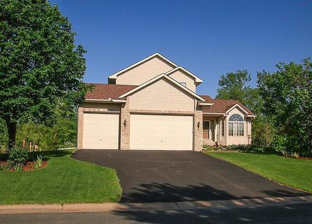 Property at 2607 226th Ln NW, Oak Grove, MN 55005, 5 beds, 4 baths
