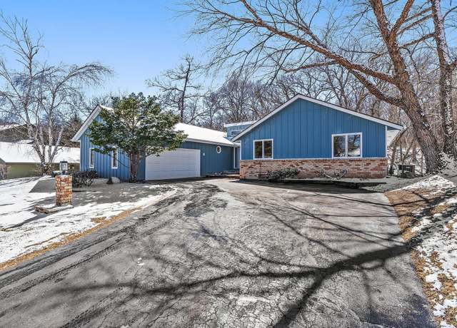 Property at 1592 Sherwood Ct, Eagan, MN 55122, 5 beds, 4 baths