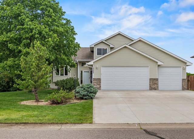 Property at 10664 58th St NE, Albertville, MN 55301, 5 beds, 4 baths