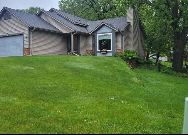 Property at 4745 Narvik Dr, Eagan, MN 55122, 3 beds, 2 baths