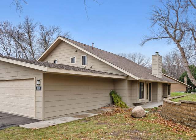 Property at 2210 Mayfair Rd, Golden Valley, MN 55427, 3 beds, 3 baths