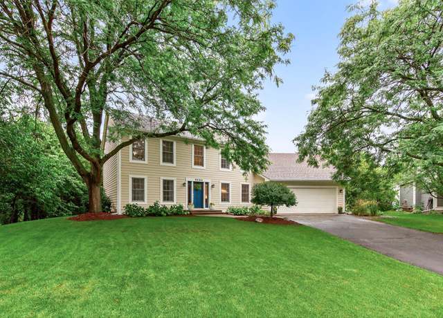 Property at 3594 Mount Vernon Ct, Woodbury, MN 55129, 4 beds, 5 baths