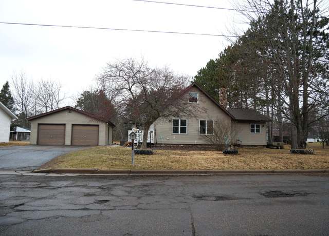 Property at 718 E 9th St S, Ladysmith, WI 54848, 3 beds, 2 baths