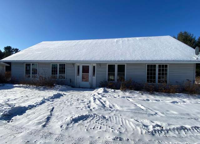 Property at 444 28th St, Dovre Twp, WI 54757, 3 beds, 2 baths