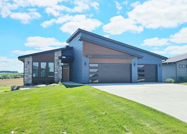 Property at 6554 Morgan Dr NW, Byron, MN 55920, 4 beds, 3 baths