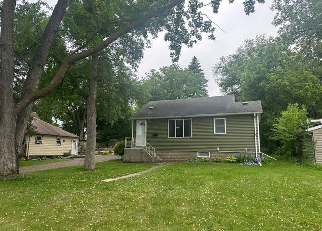 Property at 903 N Aurdal Ave, Fergus Falls, MN 56537, 1 bed, 1 bath
