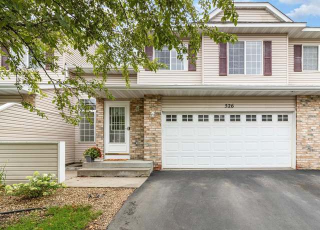 Property at 526 Spruce Dr, Hudson, WI 54016, 3 beds, 3 baths