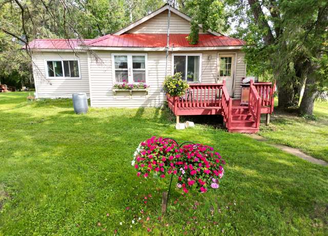 Property at 5279 State Highway 72 SE, Baudette, MN 56623, 2 beds, 1 bath