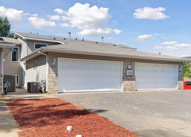 Property at 38632 Oakview Ave, North Branch, MN 55056, 3 beds, 2 baths