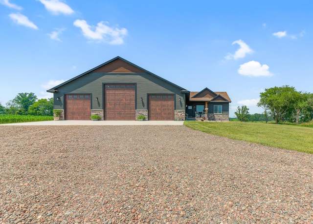 Property at 28281 Hinckley Rd, Hinckley, MN 55037, 4 beds, 4 baths
