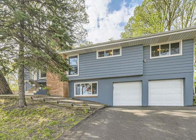 Property at 1316 Holdridge Ter, Wayzata, MN 55391, 4 beds, 2 baths