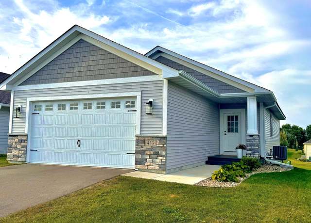 Property at 433 Grant Ave SE, Hutchinson, MN 55350, 4 beds, 3 baths
