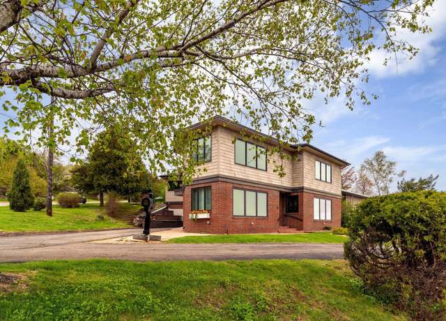 Property at 1101 E Skyline Pkwy, Duluth, MN 55805, 3 beds, 4 baths