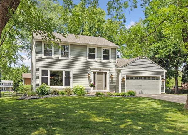 Property at 3211 Canterbury Ct, Woodbury, MN 55125, 3 beds, 3 baths