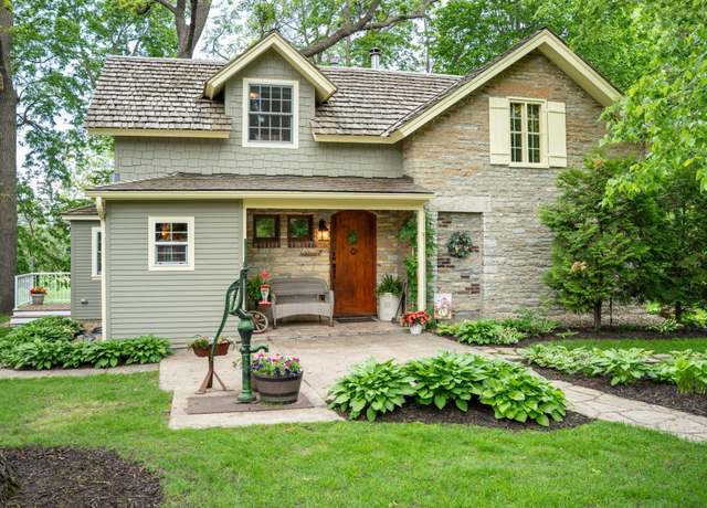 Property at 204 Erblang Ave, Faribault, MN 55021, 2 beds, 3 baths