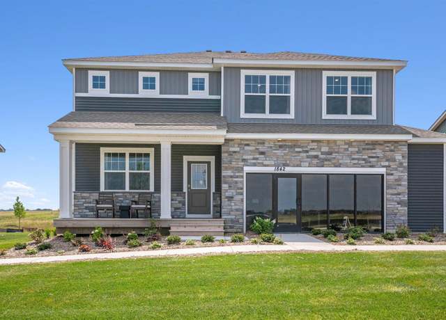 Property at 1842 Rainier Dr, Shakopee, MN 55379, 5 beds, 3 baths