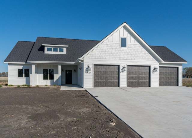 Property at 2132 Deerwood Dr, North Mankato, MN 56003, 3 beds, 2 baths