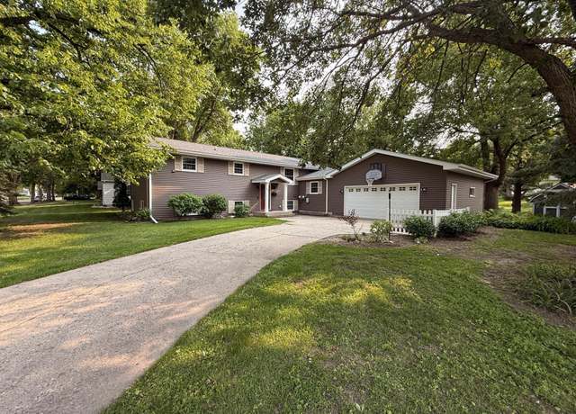 Property at 619 N 10th St, Montevideo, MN 56265, 4 beds, 4 baths