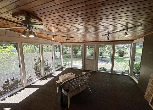 Property at 619 N 10th St, Montevideo, MN 56265, 4 beds, 4 baths
