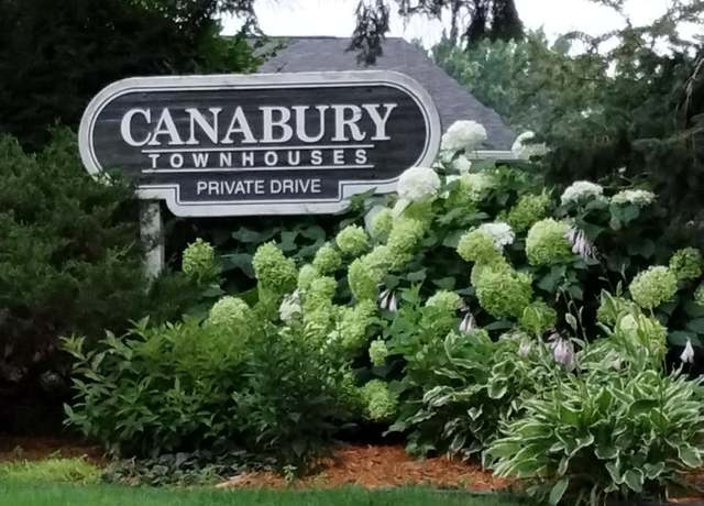 Property at 133 Canabury Ct, Little Canada, MN 55117, 3 beds, 2 baths