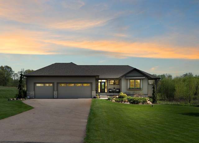 Property at 10343 Southern Oaks Dr, New Market Twp, MN 55044, 4 beds, 3 baths