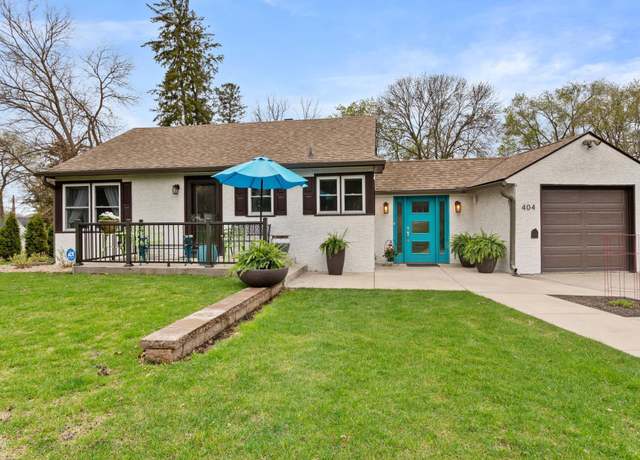 Property at 404 Oakwood Dr, Anoka, MN 55303, 3 beds, 2 baths