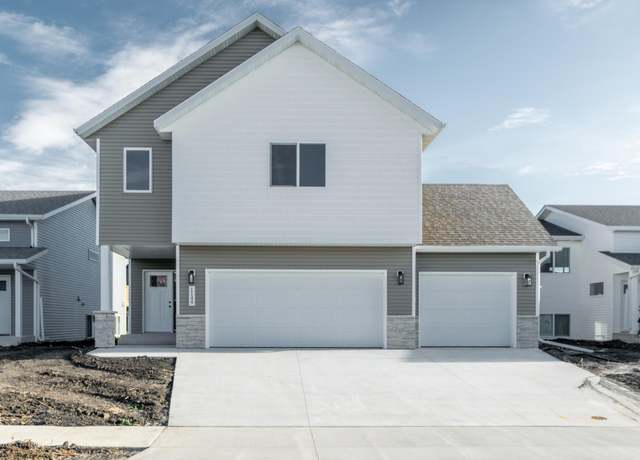 Property at 1149 60th Ave W, West Fargo, ND 58078, 4 beds, 3 baths