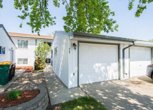 Property at 428 22nd St E, West Fargo, ND 58078, 3 beds, 1 bath