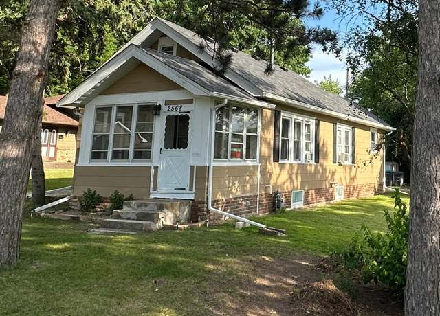 Property at 2568 South Ave E, North Saint Paul, MN 55109, 3 beds, 2 baths
