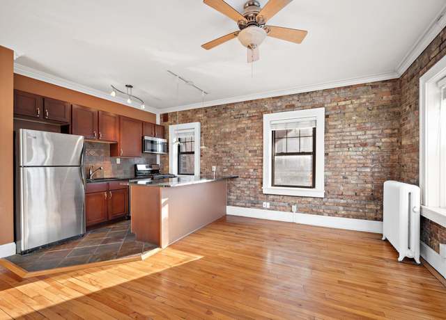 Property at 1901 Stevens Ave #301, Minneapolis, MN 55403, 1 bed, 1 bath