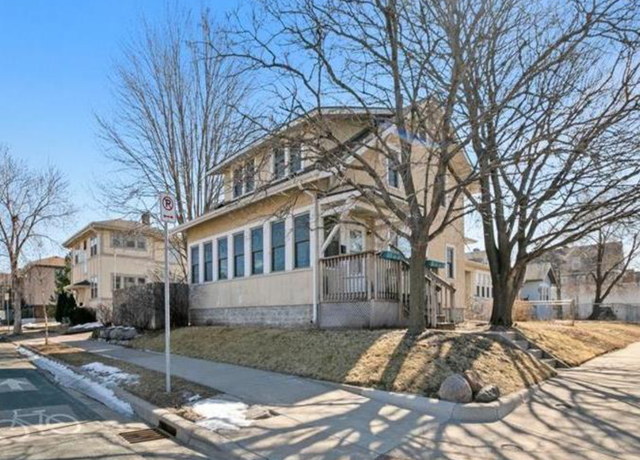 Property at 627 E 28th St, Minneapolis, MN 55407, 6 beds, 4 baths