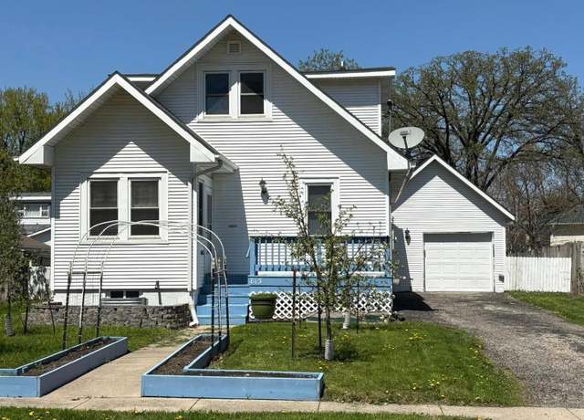Property at 813 4th Ave SE, Waseca, MN 56093, 4 beds, 2 baths