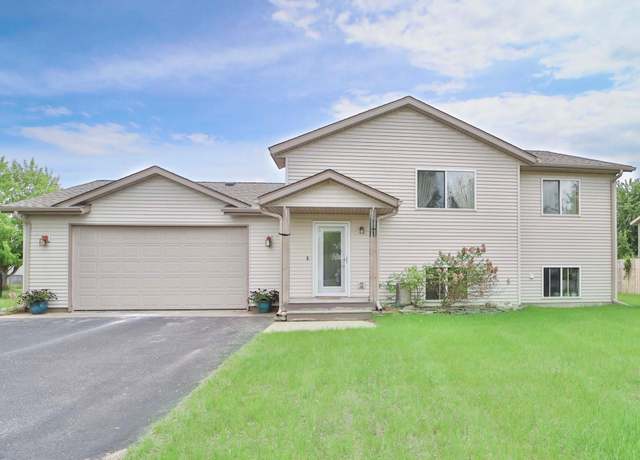 Property at 9095 Twins St, Brainerd, MN 56401, 4 beds, 2 baths