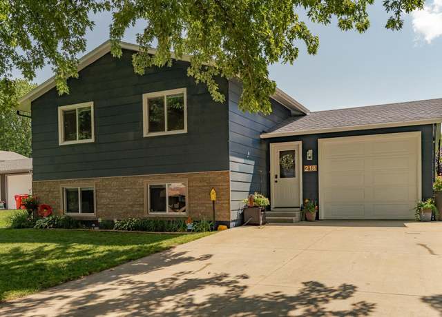Property at 218 Hilldale Ct NW, Byron, MN 55920, 3 beds, 2 baths