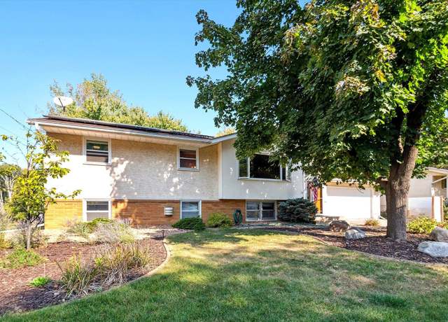 Property at 443 Centennial Dr, Roseville, MN 55113, 4 beds, 2 baths