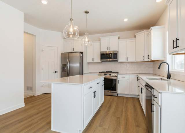 Property at 12127 Ivy St, Rogers, MN 55369, 4 beds, 3 baths