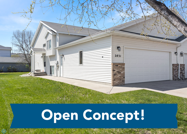 Property at 2831 Wheatland Dr S, Fargo, ND 58103, 3 beds, 2 baths