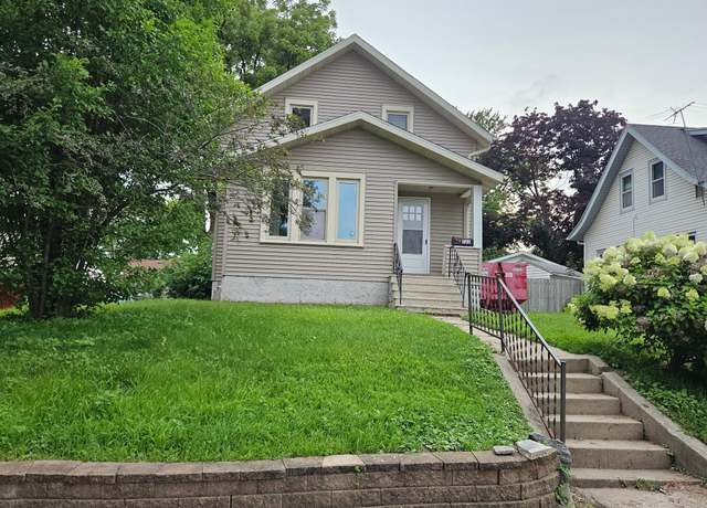 Property at 721 Minnesota Ave, Albert Lea, MN 56007, 4 beds, 3 baths