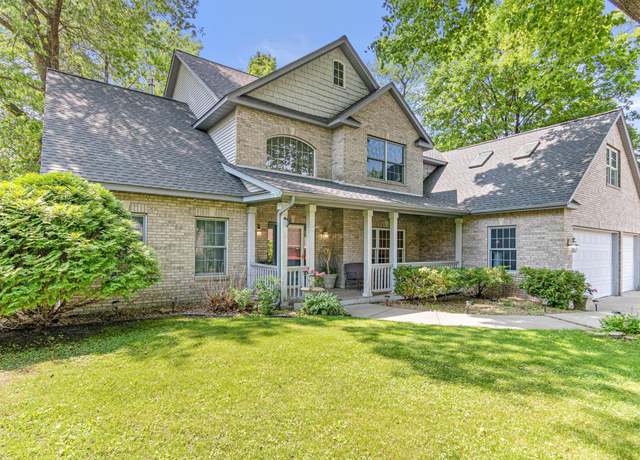 Property at 11237 Mississippi Dr N, Champlin, MN 55316, 4 beds, 4 baths